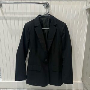 Women's Black Blazer near new condition